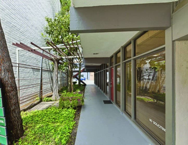 11850 Wilshire Blvd - Image 3