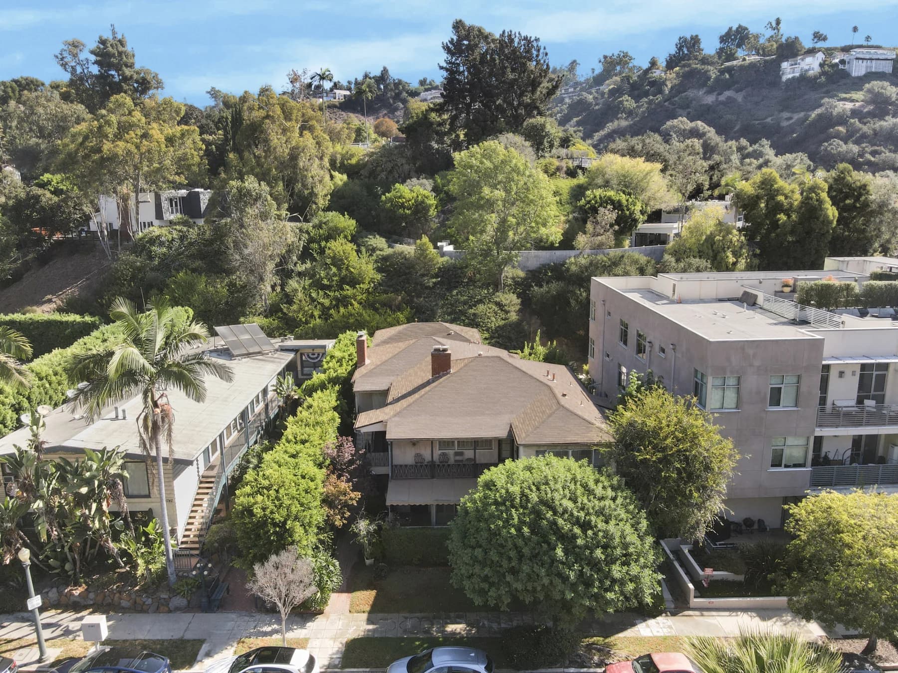 11737 Bellagio Rd - Image 5